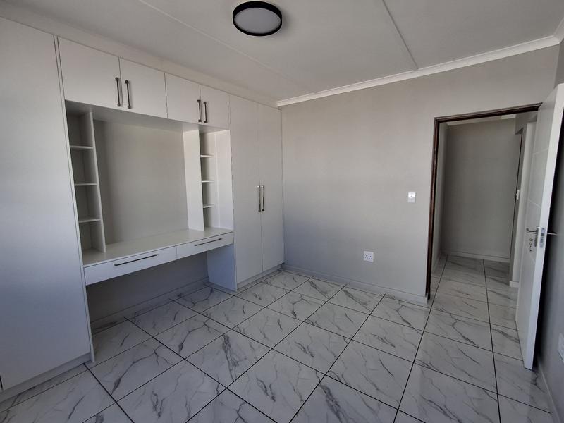 3 Bedroom Property for Sale in Britannia Bay Western Cape